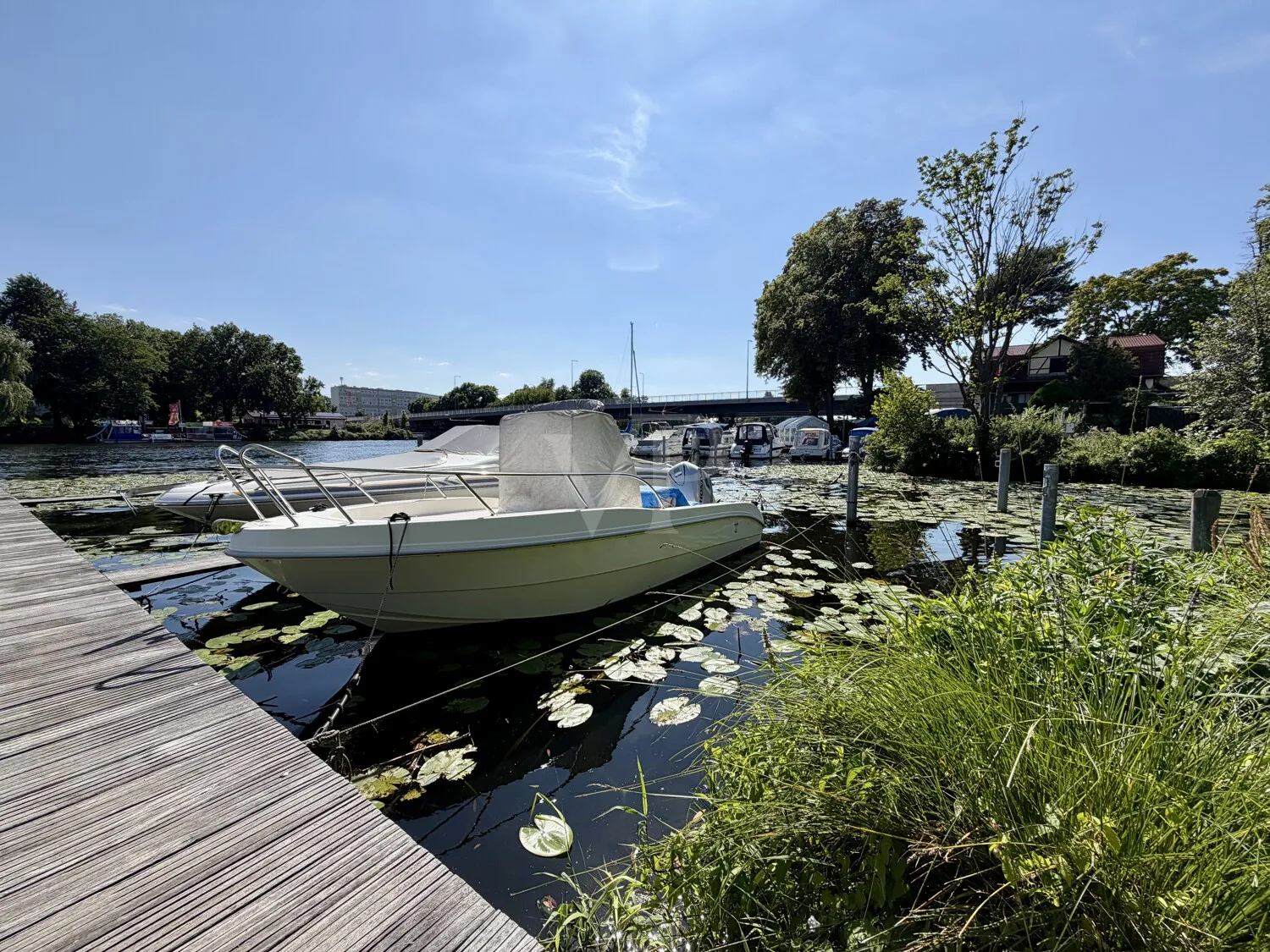 Bootsliegeplatz (optional)