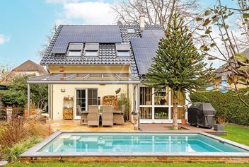 von Poll Immobilien GmbH
