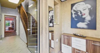 von_poll_real_estate_property_25068041_image_8