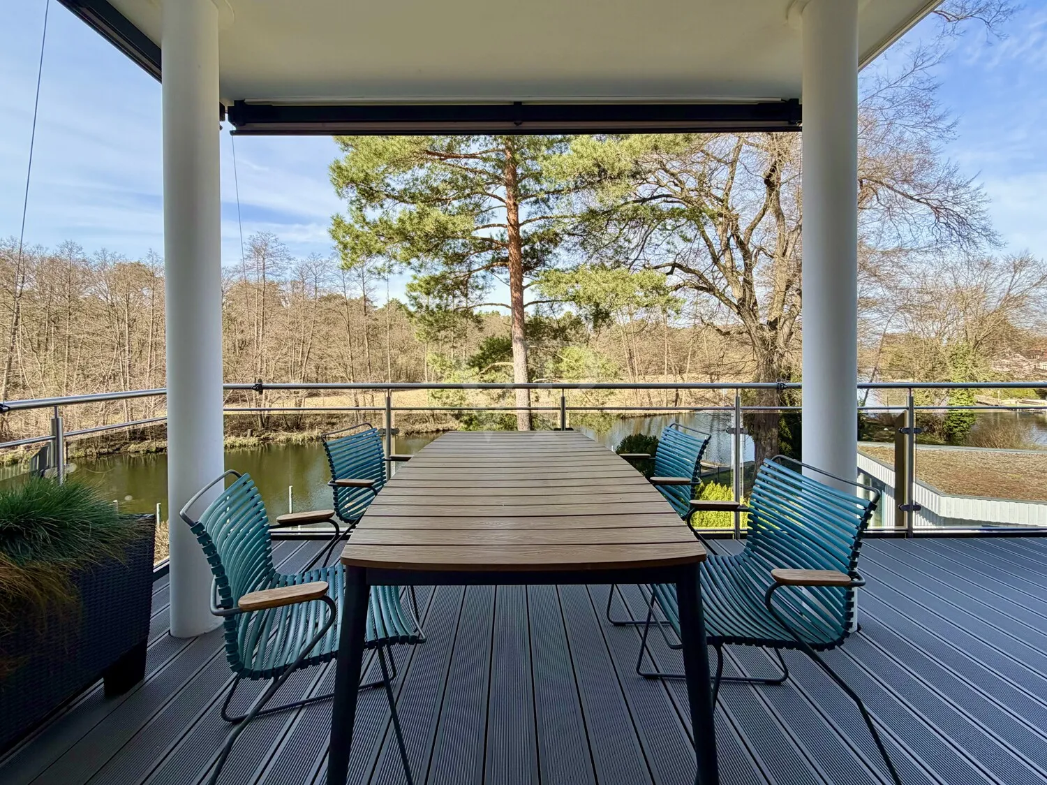 überdachter Terrassenbereich