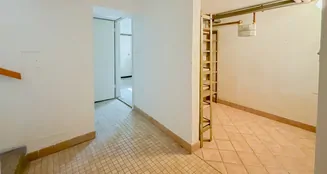 von_poll_real_estate_property_25068022_image_12