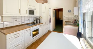 von_poll_real_estate_property_25068022_image_7