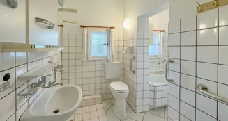 von_poll_real_estate_property_25068022_image_10