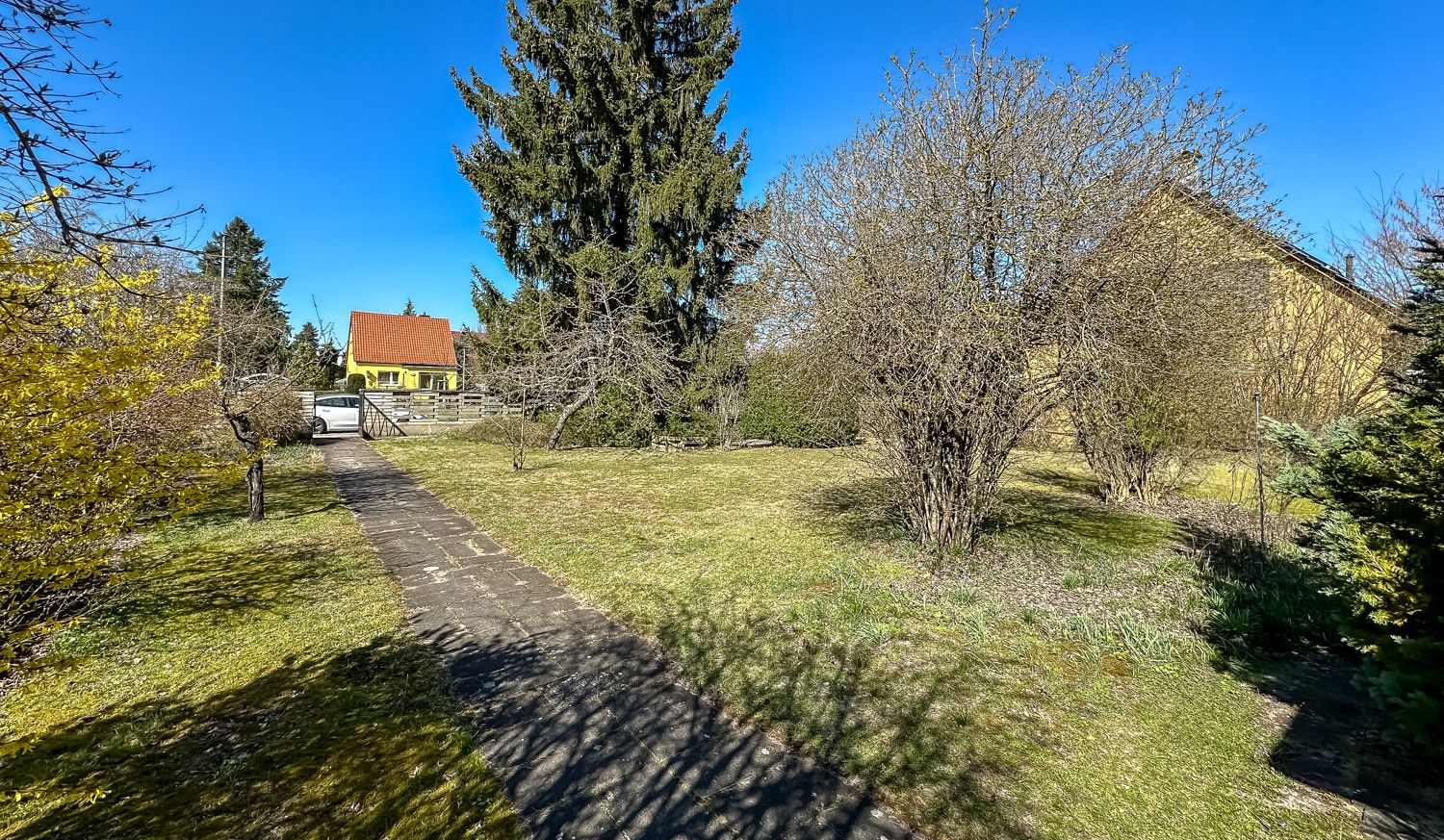 Vorderer Garten