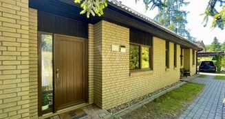 von_poll_real_estate_property_25068002_image_1