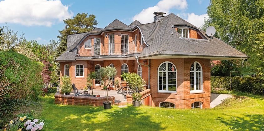 von Poll Immobilien GmbH