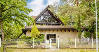 von_poll_real_estate_property_25068033_image_0