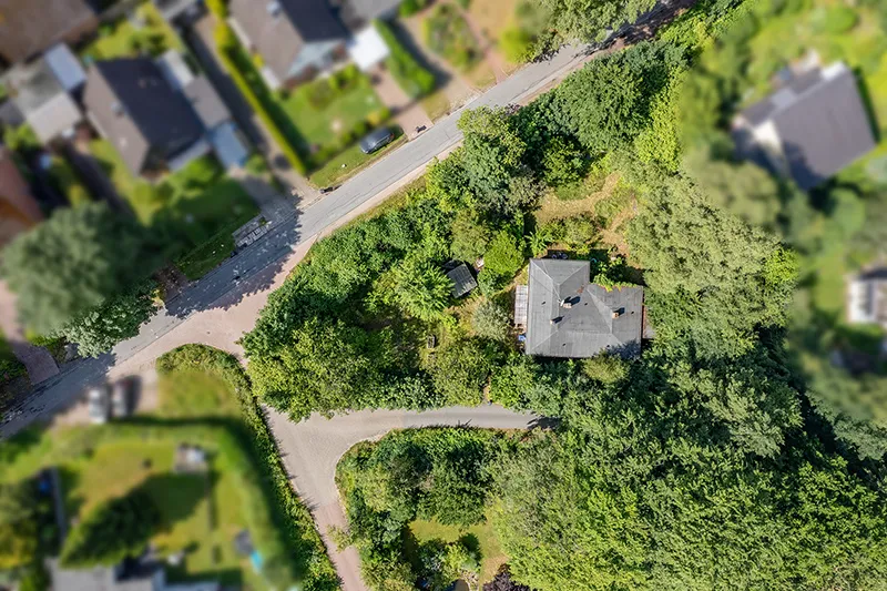 Building plot in a sought-after location with option for semi-detached house construction