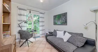 von_poll_real_estate_property_25095026_image_13