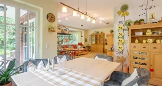 von_poll_real_estate_property_25095026_image_9