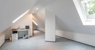 von_poll_real_estate_property_25095026_image_21