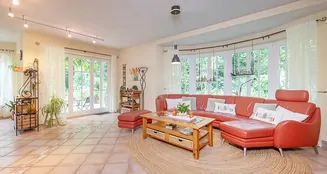 von_poll_real_estate_property_25095026_image_10