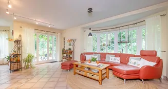 von_poll_real_estate_property_25095026_image_10