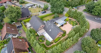 von_poll_real_estate_property_25095027_image_0