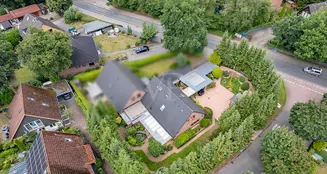 von_poll_real_estate_property_25095027_image_0