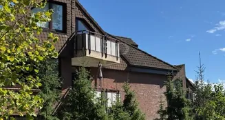 von_poll_real_estate_property_25095030_image_0