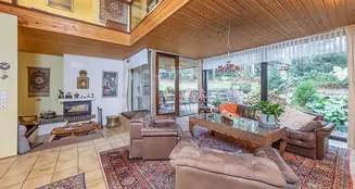 von_poll_real_estate_property_25095038_image_8