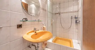 von_poll_real_estate_property_25095038_image_9