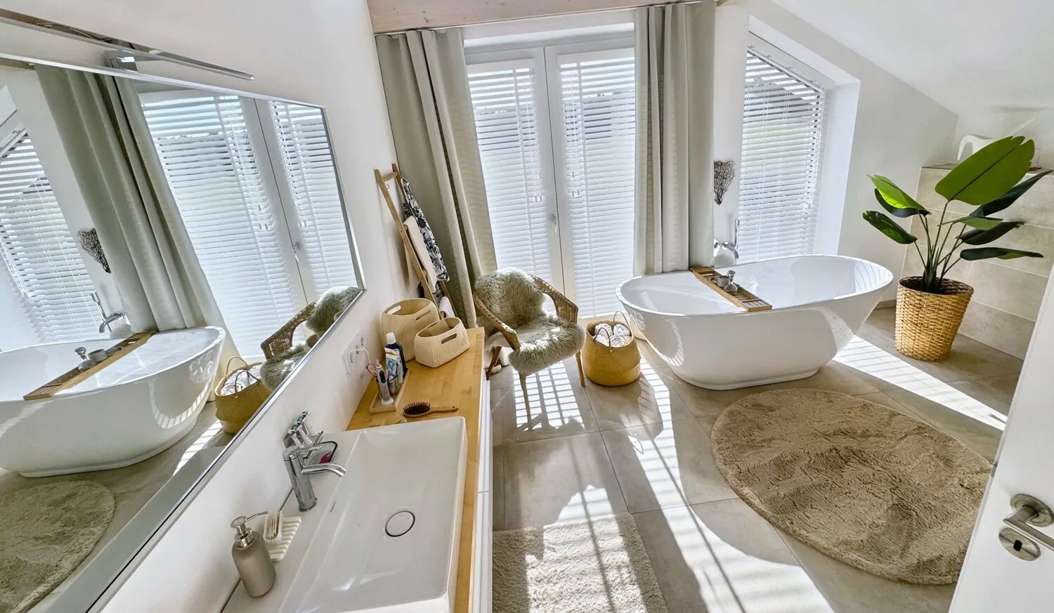 OG Badezimmer Ansicht 1