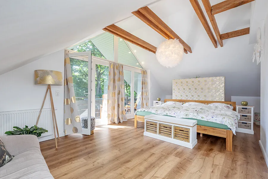 Schlafzimmer/Wohnen OG