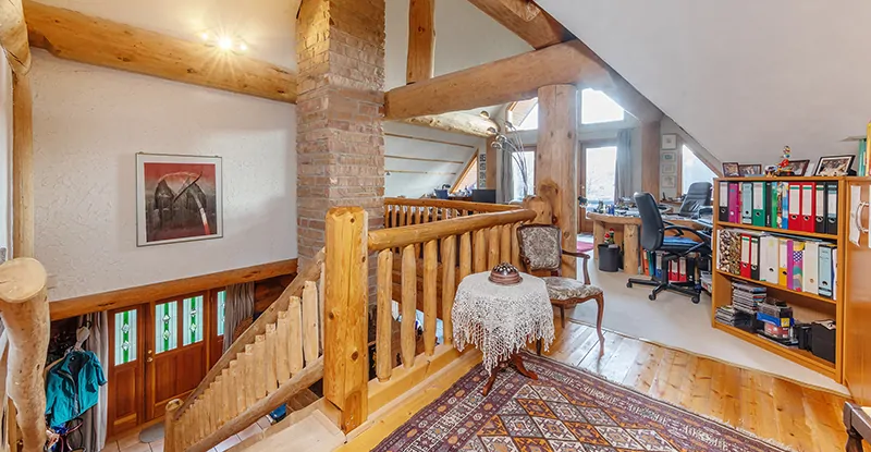 Büro/Wohnbereich DG