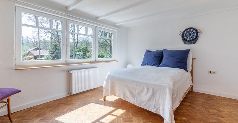 Zimmer 2 OG