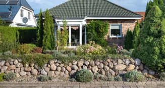 von_poll_real_estate_property_25138022_image_0