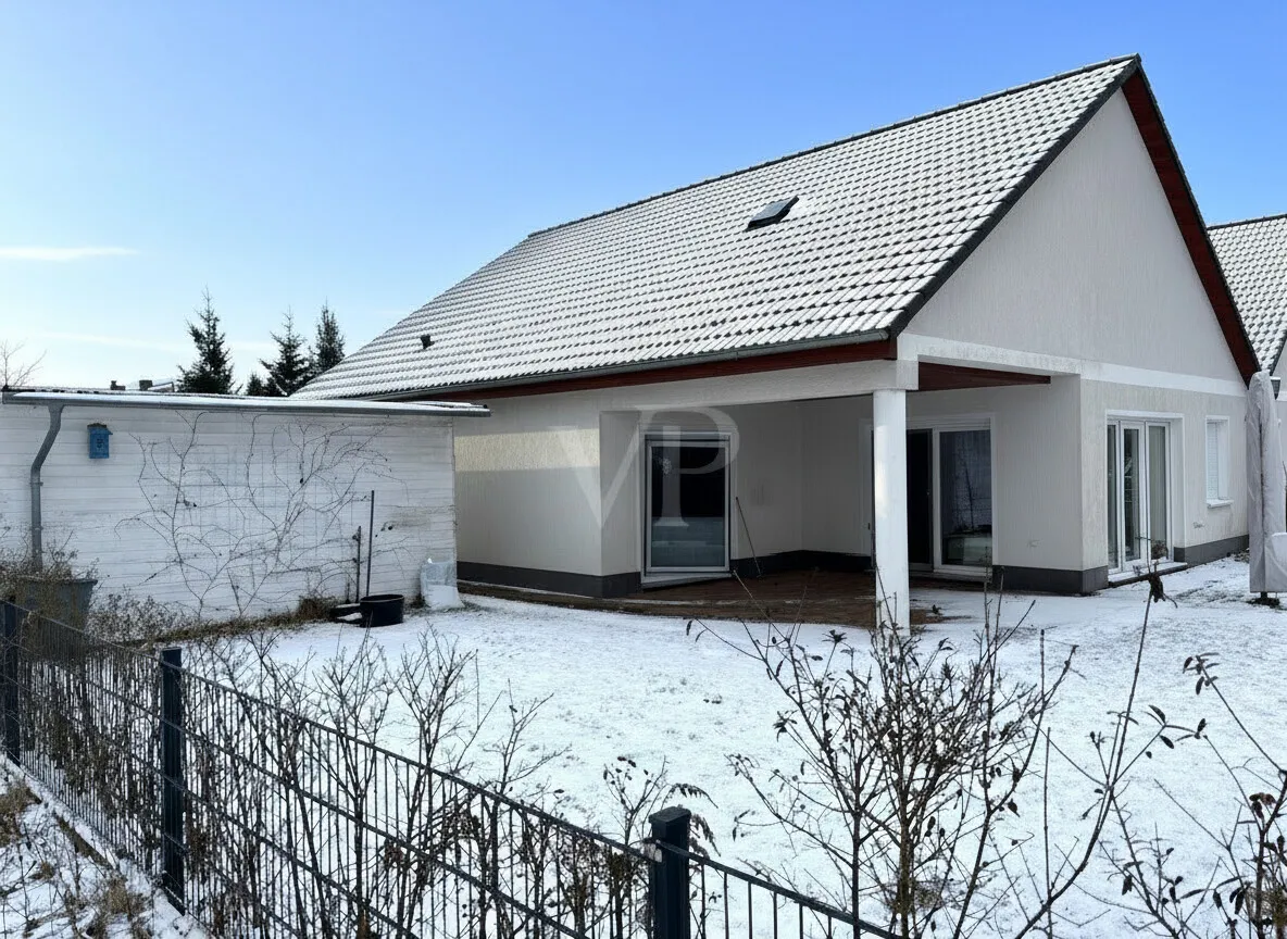 Blick auf die überdachte Terrasse