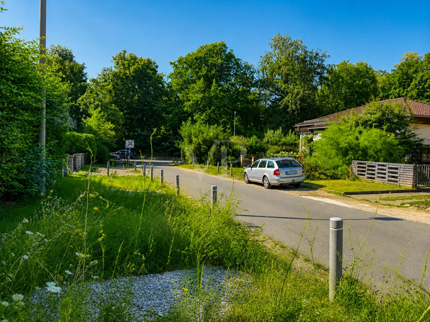 Straßenansicht