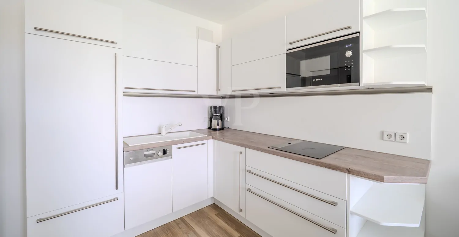 Küche mit modernen Geräten