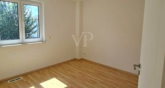 von_poll_real_estate_property_24412015_image_7