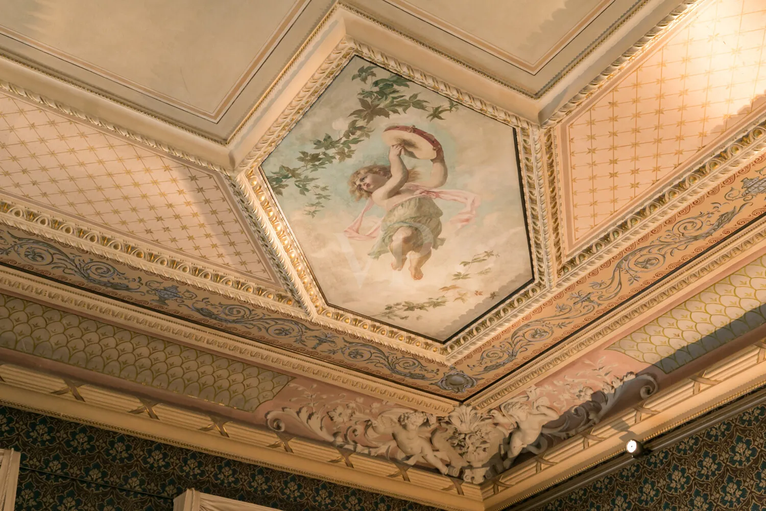 Deckendetails Festsaal