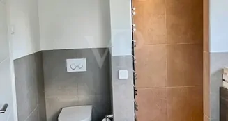 von_poll_real_estate_property_25138018_image_7