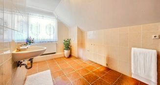 von_poll_real_estate_property_25138003-A_image_14