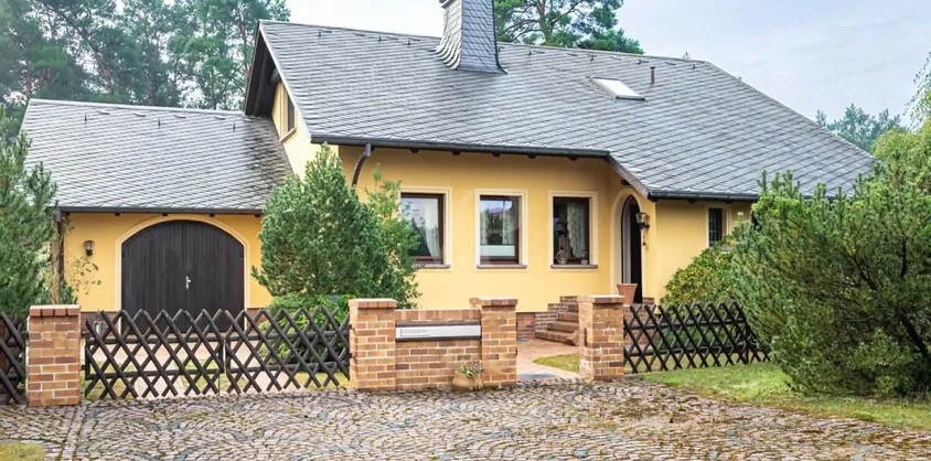 von Poll Immobilien GmbH