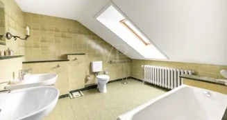 von_poll_real_estate_property_25138019_image_21