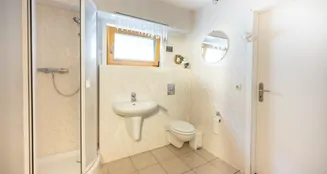 von_poll_real_estate_property_25138019_image_22