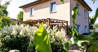 von_poll_real_estate_property_25138006_image_1