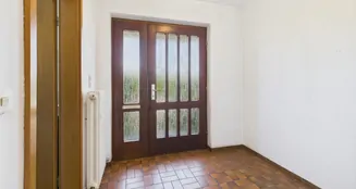 von_poll_real_estate_property_25006049_image_1