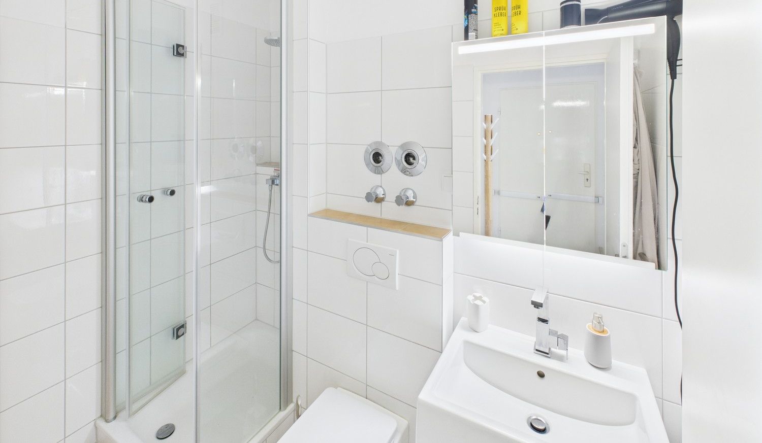 modernes Duschbad