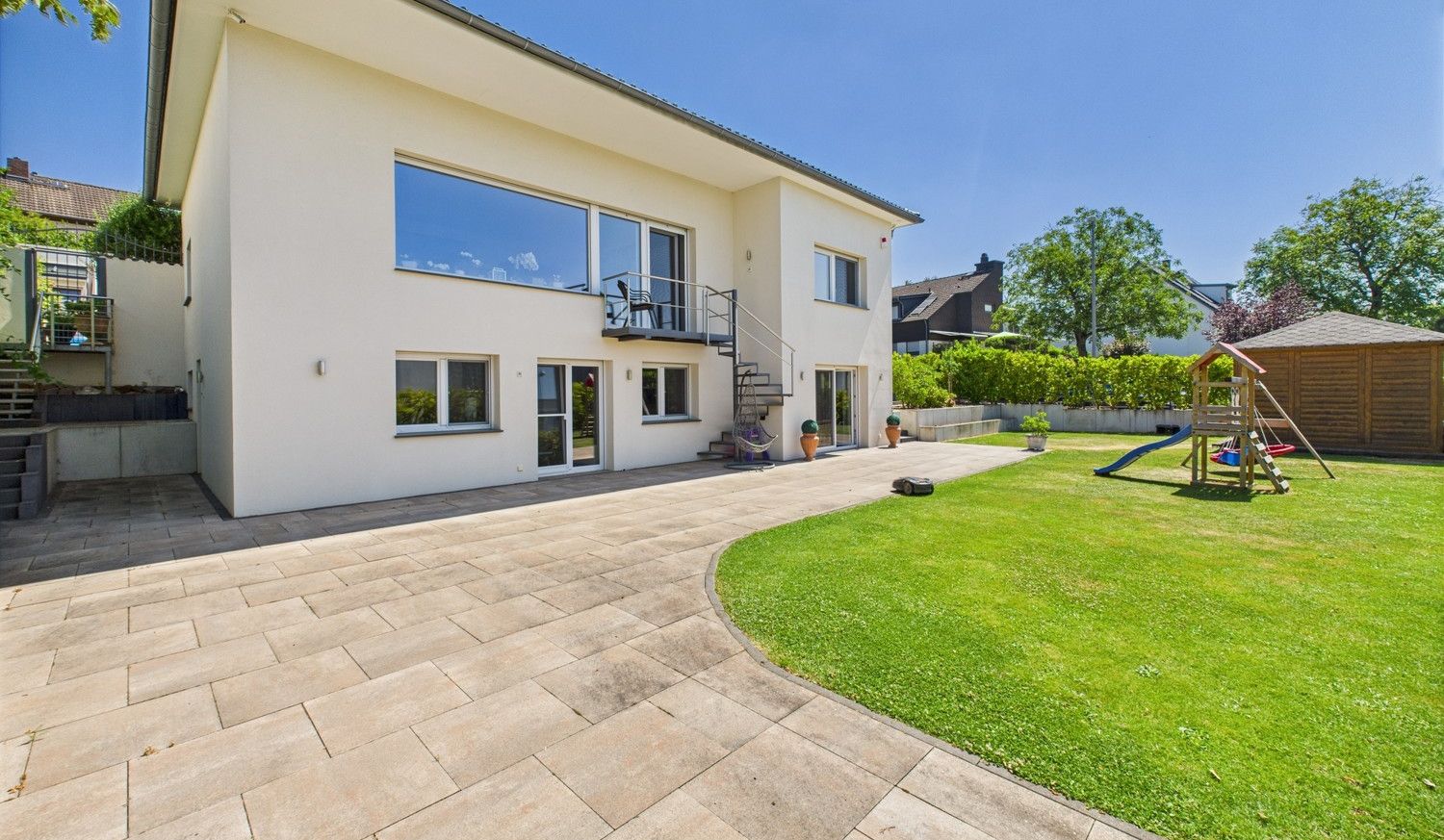 Großer Garten für die Familie