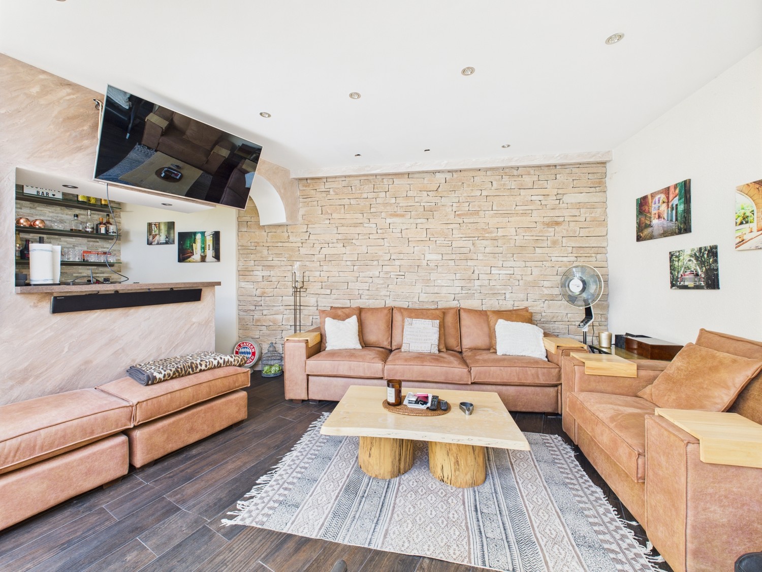 Lounge im Innenhof