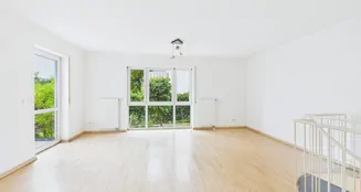 von_poll_real_estate_property_25006058_image_0