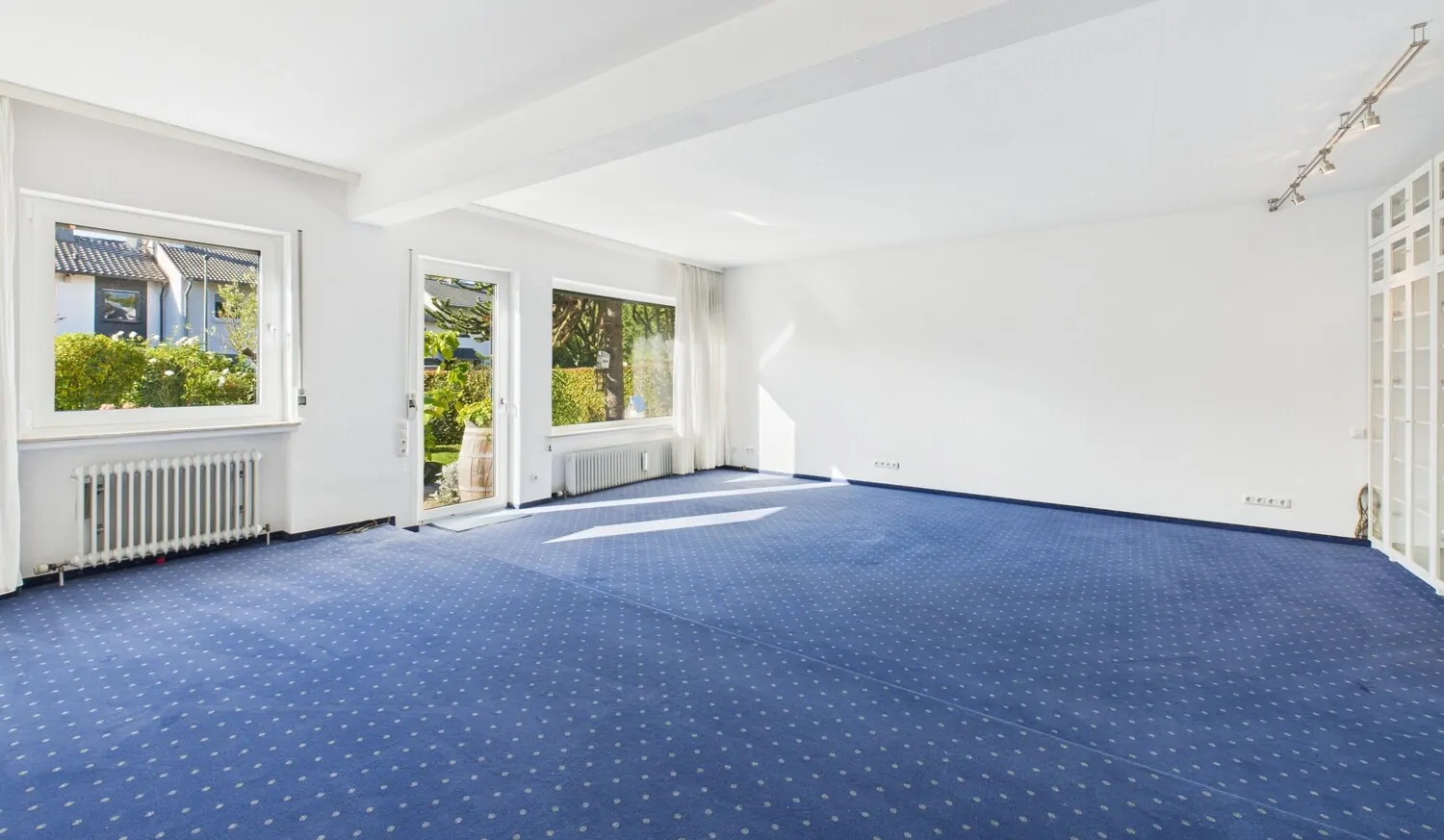 ...mit Zugang zum Garten