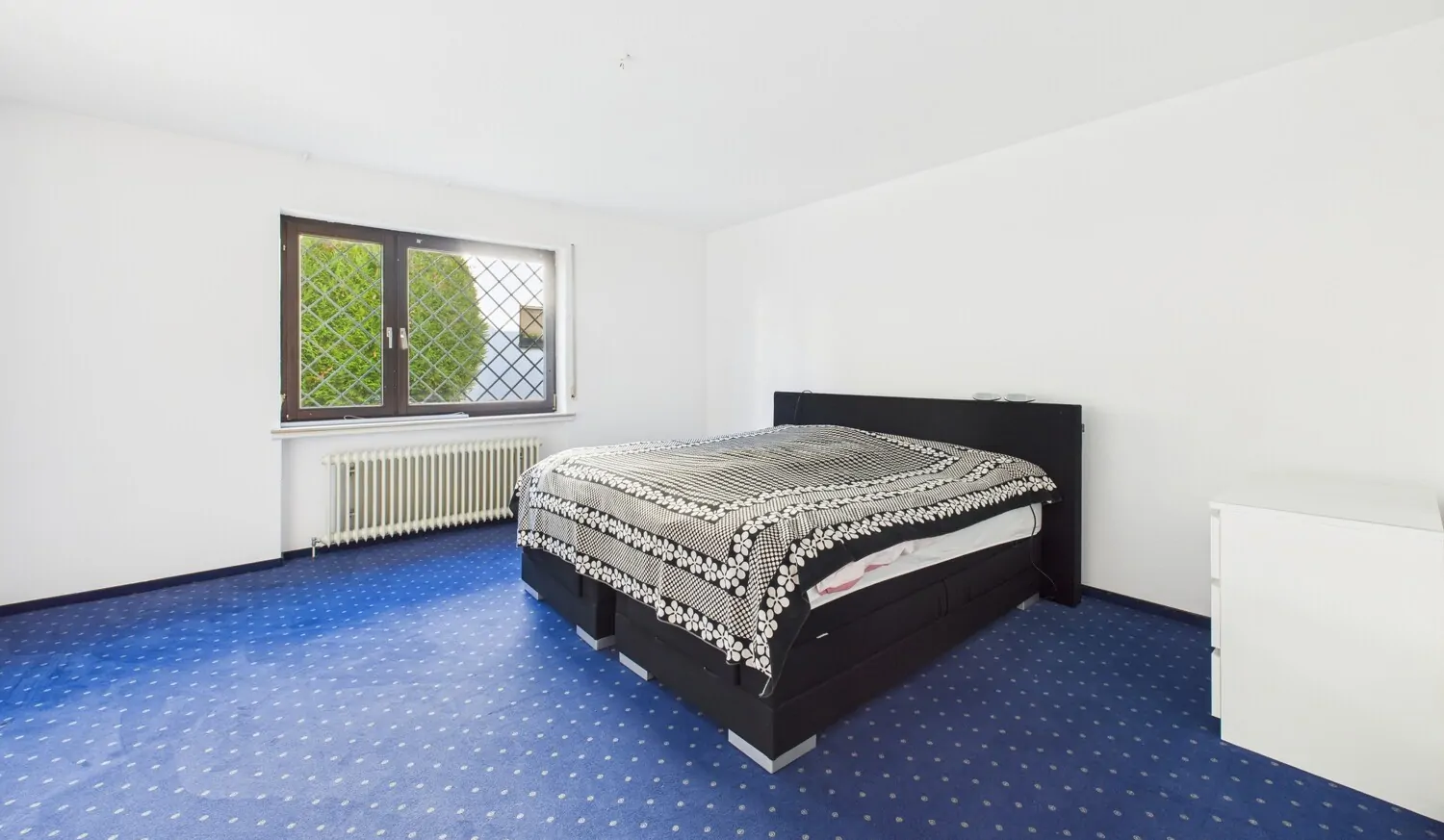 Gemütliches Schlafzimmer EG