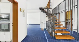 von_poll_real_estate_property_25006064_image_2