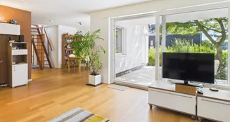 von_poll_real_estate_property_25006075_image_0