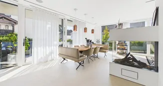 von_poll_real_estate_property_25006069_image_0