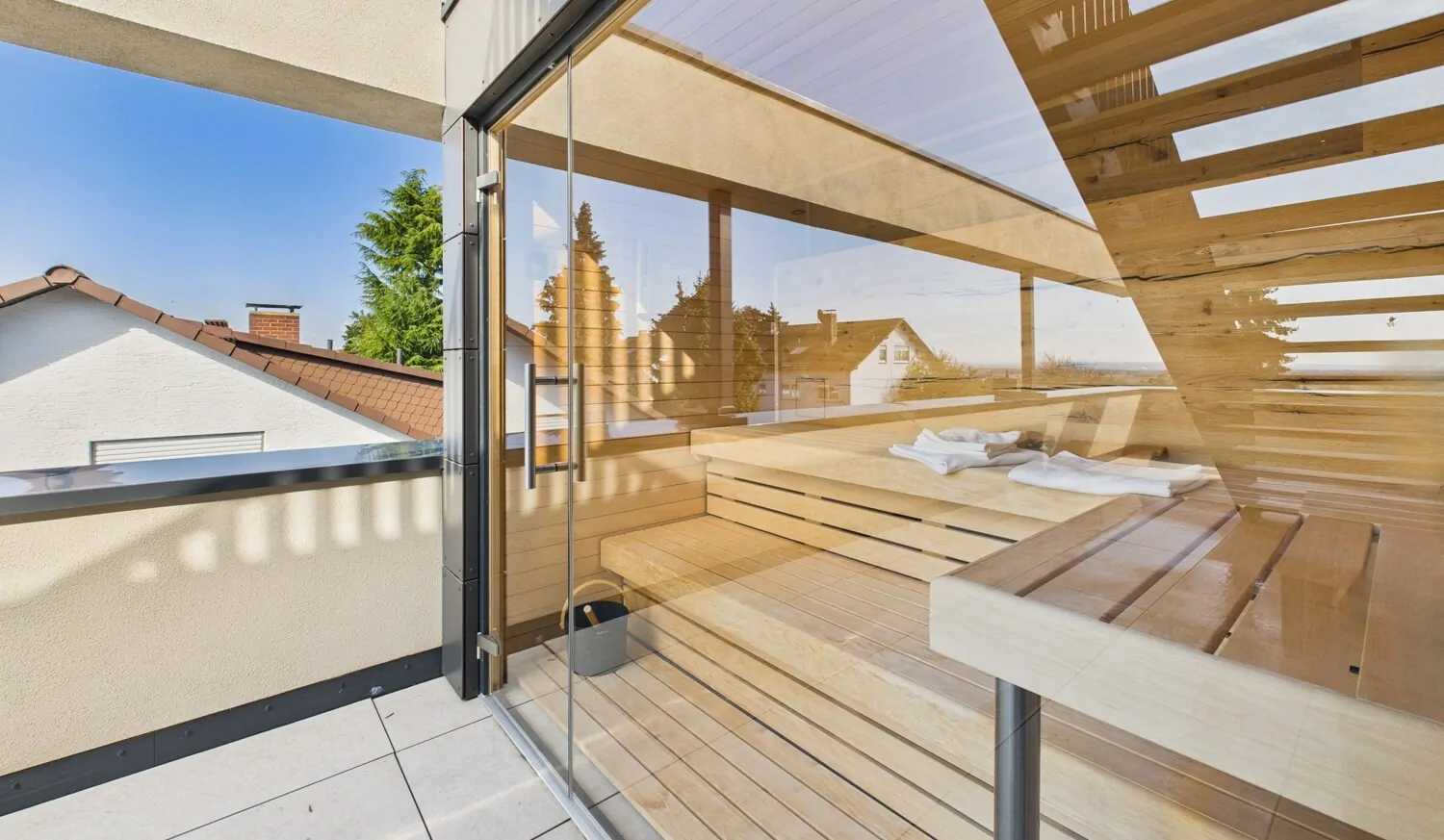 und Zugang zur Sauna