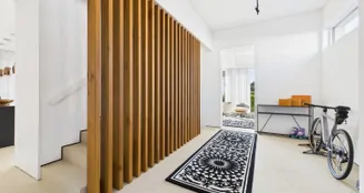 von_poll_real_estate_property_25006069_image_2